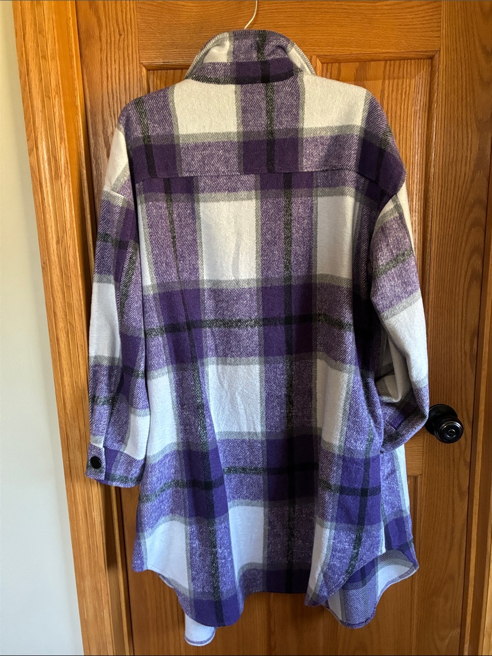 Women’s Purple Plaid Lightweight long shacket - Picture 4 of 10